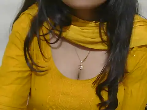 Cute anamikasingh online show from February 28, 12:52 pm