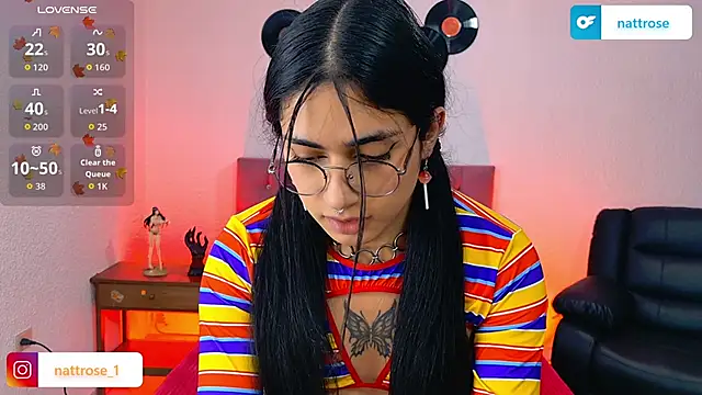 NATTROSE TAY online show from September 18, 11:12 am