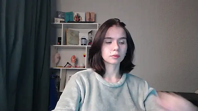 Snapshot of Anna-Sun chatting on May 6, 9:09 pm Anna-Sun online show from May 6, 9:09 pm