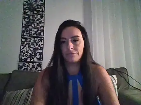 Layla Gilf Mae online show from March 21, 8:29 pm