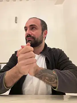 morfeoX online show from February 24, 8:03 pm