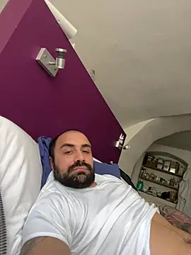 morfeoX online show from February 27, 12:45 pm