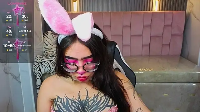 Snapshot of Anni_acker_b chatting on November 28, 3:42 am Anni acker b online show from November 28, 3:42 am