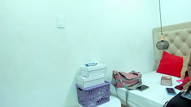 KimberlyBigBoobs online show from December 20, 4:30 am