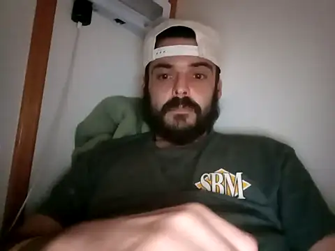 Snapshot of Duhon2317 chatting on February 14, 11:34 pm Duhon2317 online show from February 14, 11:34 pm