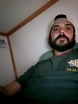 Snapshot of Duhon2317 chatting on February 15, 9:11 pm Duhon2317 online show from February 15, 9:11 pm