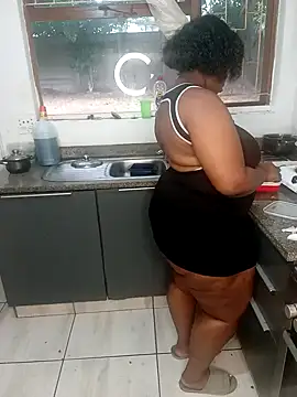 PinkMagic online show from September 19, 1:45 pm