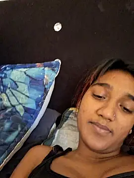indianpink lips online show from July 8, 8:41 am