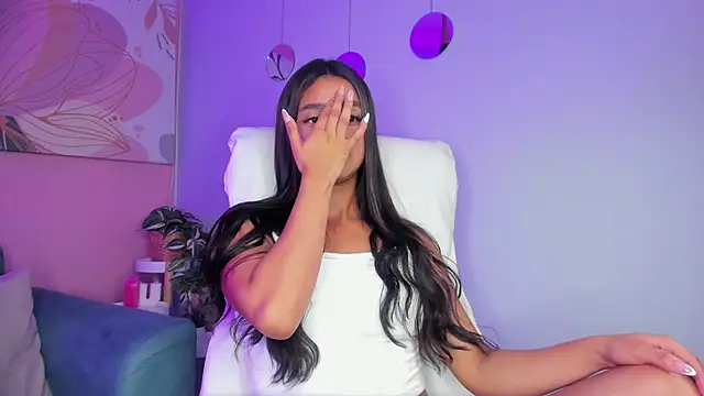 Snapshot of Bella_walker_ chatting on September 12, 7:58 pm Bella walker online show from September 12, 7:58 pm