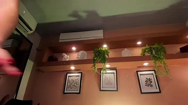 SabrinaWalker online show from April 15, 7:43 pm