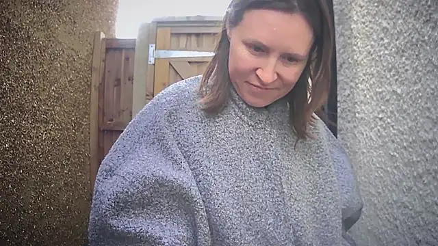 eatmypie69 online show from February 9, 10:19 am