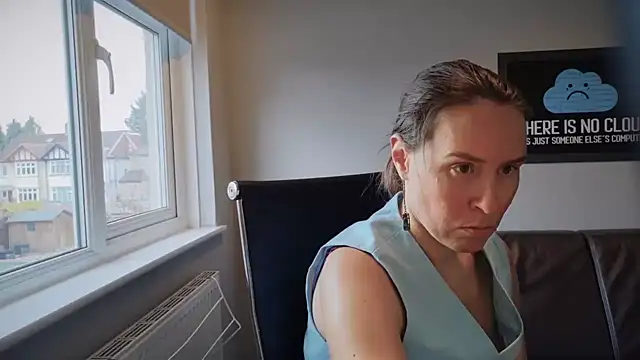 eatmypie69 online show from April 4, 12:24 pm