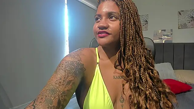 ZahraRose online show from March 11, 4:29 pm