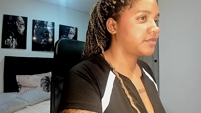 ZahraRose online show from September 11, 8:31 pm