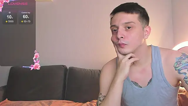 Snapshot of OnePunchGirl chatting on September 25, 4:54 pm OnePunchGirl online show from September 25, 4:54 pm