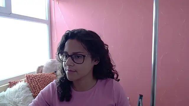 Snapshot of morahaze chatting on January 9, 8:44 pm morahaze online show from January 9, 8:44 pm