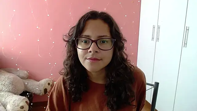 Snapshot of morahaze chatting on January 25, 6:57 pm morahaze online show from January 25, 6:57 pm