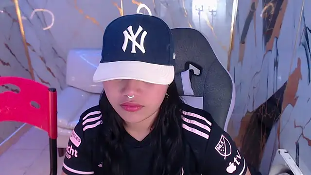 melany rouse18 online show from October 5, 12:58 pm