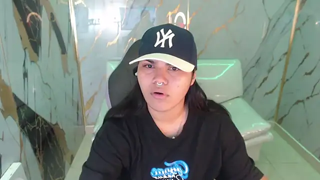 melany rouse18 online show from November 15, 1:18 pm