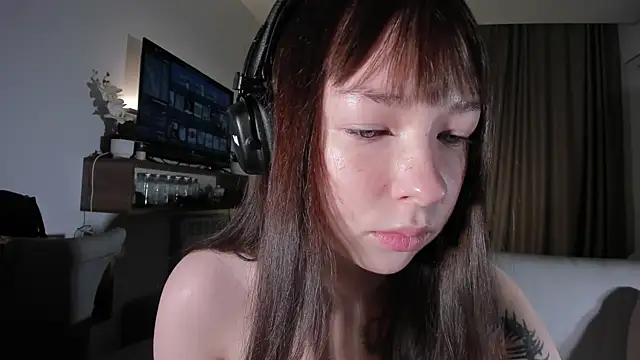 Sindy Juxx online show from April 14, 2:56 pm