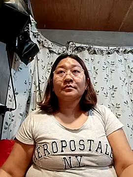 hotchubby88 online show from December 14, 8:30 am