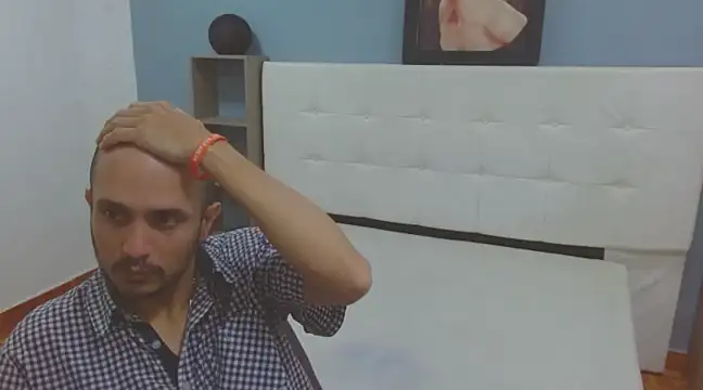 JhonTorres018 online show from February 28, 7:14 pm