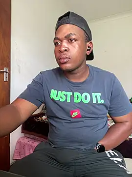 bosszonke123 online show from April 1, 12:28 pm