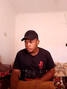 bosszonke123 online show from April 18, 7:34 am