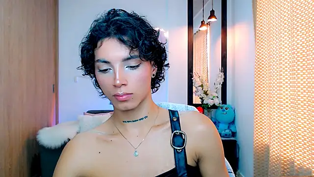 Snapshot of nilam_valker chatting on March 15, 5:37 pm nilam valker online show from March 15, 5:37 pm