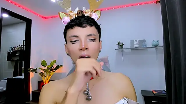 Snapshot of nilam_valker chatting on October 4, 11:58 pm nilam valker online show from October 4, 11:58 pm