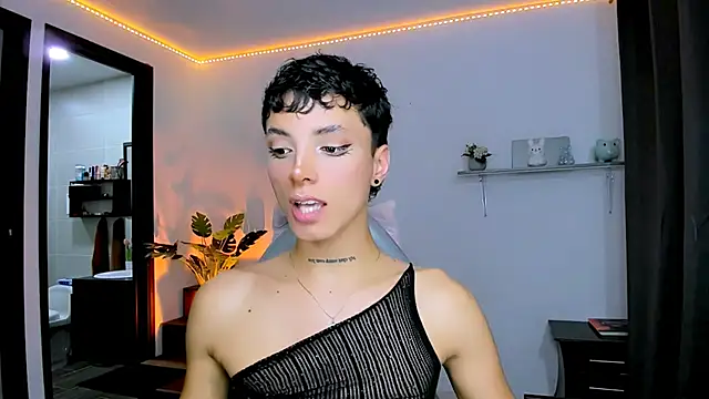 Snapshot of nilam_valker chatting on October 7, 11:24 pm nilam valker online show from October 7, 11:24 pm