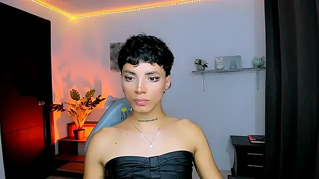 Snapshot of nilam_valker chatting on October 22, 10:31 pm nilam valker online show from October 22, 10:31 pm