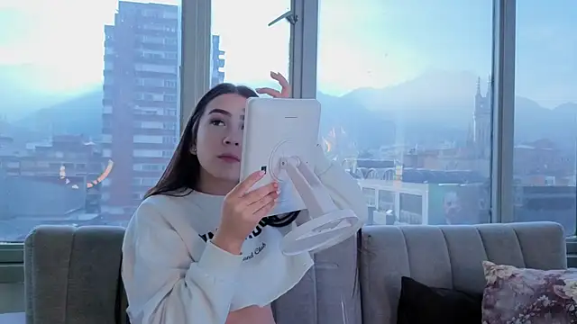 Snapshot of Ivanna_West chatting on December 1, 11:48 am Ivanna West online show from December 1, 11:48 am