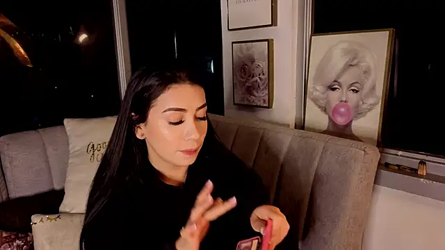 Ivanna West online show from December 17, 10:10 am