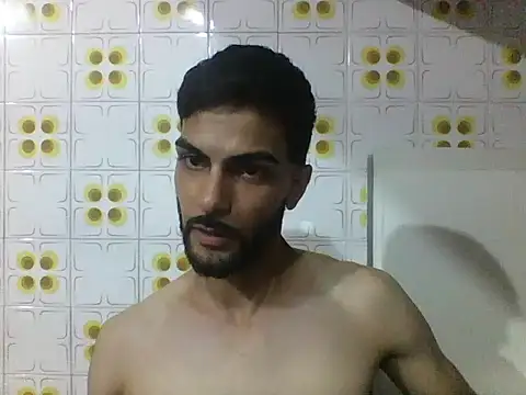 Gabrielteixeira120 online show from April 22, 8:54 pm