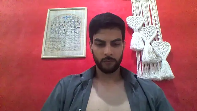 Gabrielteixeira120 online show from June 22, 9:45 pm