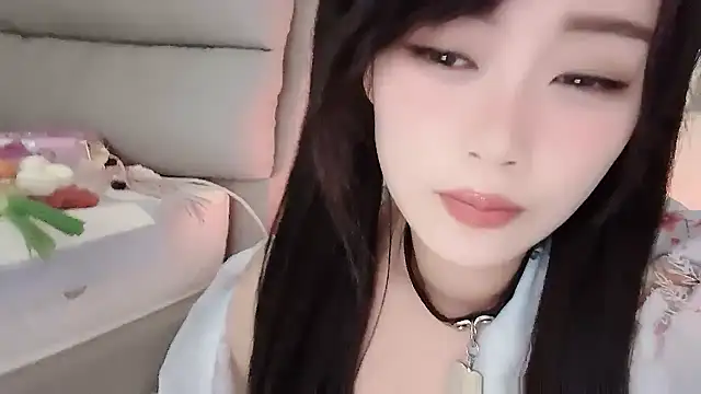 Snapshot of yueyue2003 chatting on March 14, 5:24 pm yueyue2003 online show from March 14, 5:24 pm