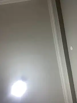 Snapshot of yasemintas chatting on December 18, 5:52 pm yasemintas online show from December 18, 5:52 pm