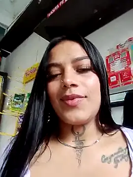 Snapshot of Emily_sharlot chatting on February 20, 7:30 pm Emily sharlot online show from February 20, 7:30 pm