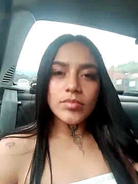 Snapshot of Emily_sharlot chatting on February 23, 8:44 pm Emily sharlot online show from February 23, 8:44 pm