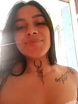 Snapshot of Emily_sharlot chatting on February 28, 3:59 pm Emily sharlot online show from February 28, 3:59 pm