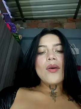 Snapshot of Emily_sharlot chatting on March 8, 11:05 am Emily sharlot online show from March 8, 11:05 am