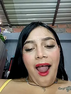 Snapshot of Emily_sharlot chatting on March 11, 12:06 pm Emily sharlot online show from March 11, 12:06 pm