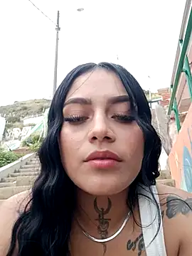 Snapshot of Emily_sharlot chatting on March 12, 9:24 pm Emily sharlot online show from March 12, 9:24 pm