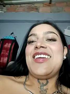 Snapshot of Emily_sharlot chatting on March 19, 11:57 pm Emily sharlot online show from March 19, 11:57 pm