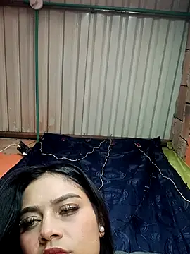 Snapshot of Emily_sharlot chatting on March 20, 4:20 pm Emily sharlot online show from March 20, 4:20 pm