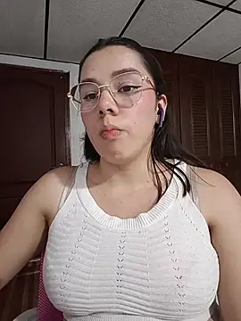 EmmaSulivan online show from April 9, 11:21 pm