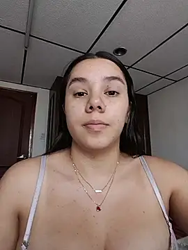 Snapshot of EmmaSulivan chatting on July 16, 2:01 pm EmmaSulivan online show from July 16, 2:01 pm