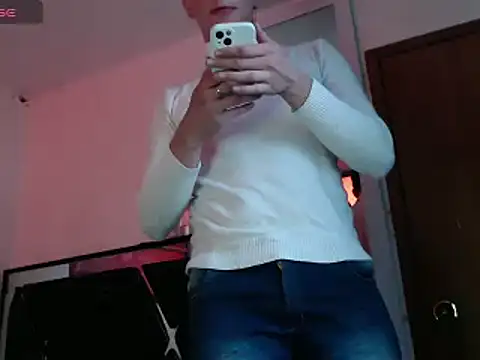 Snapshot of Smith_boy_25 chatting on February 19, 9:14 pm Smith boy 25 online show from February 19, 9:14 pm