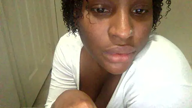 Snapshot of icedcoffeex chatting on January 13, 10:37 pm icedcoffeex online show from January 13, 10:37 pm